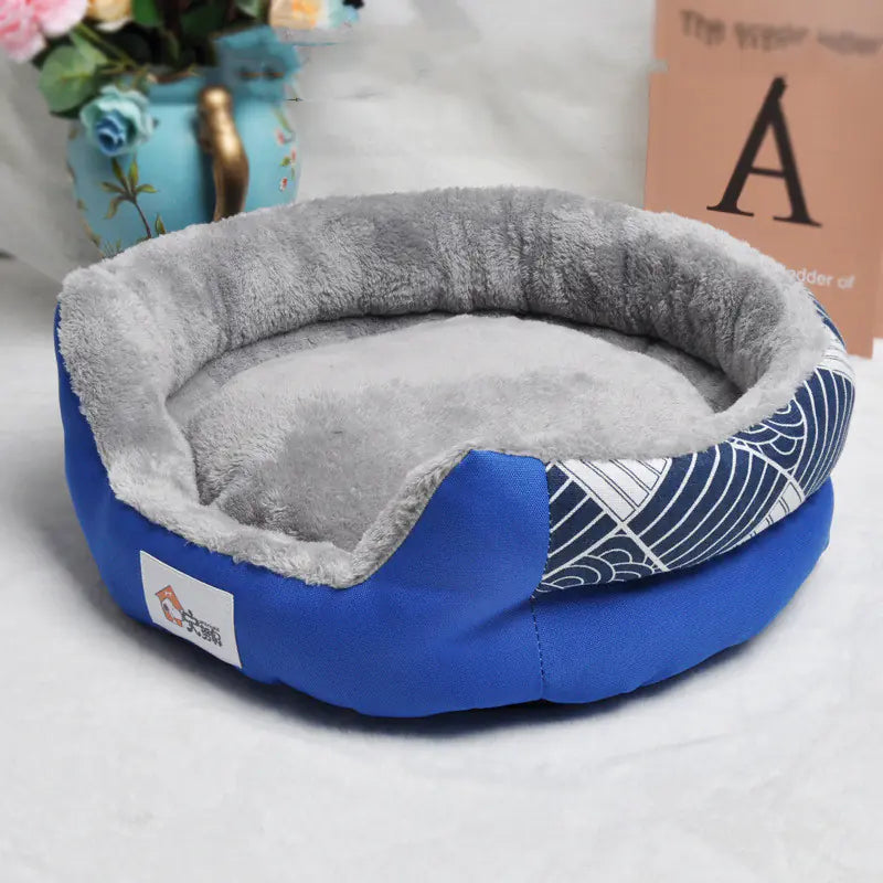 Dog basket for small and large breeds