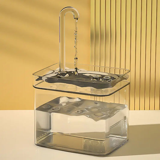 Automatische waterfontein voor katten